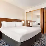 Ramada By Wyndham 酒店