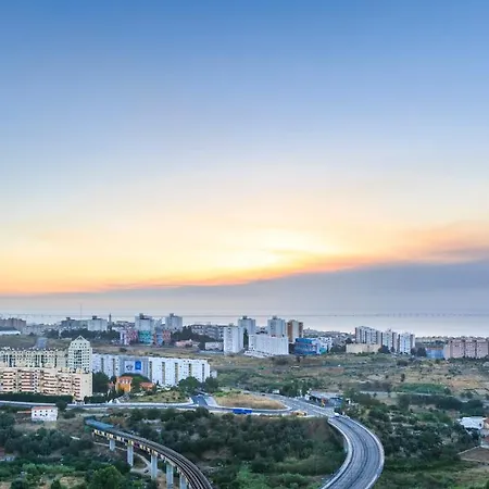 Ramada By Wyndham Hotel Lisbon