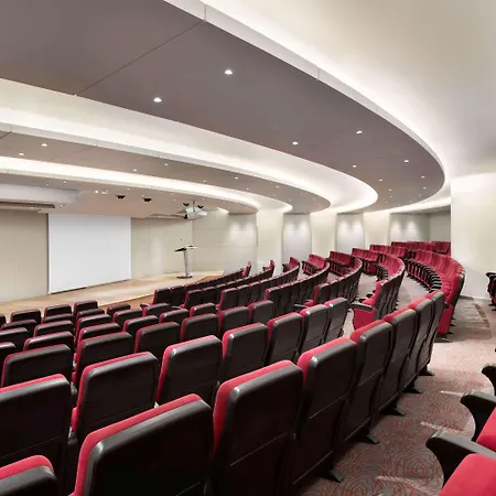 Hotel Ramada By Wyndham Lisbon