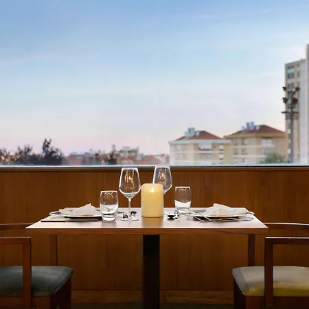 Ramada By Wyndham 4*