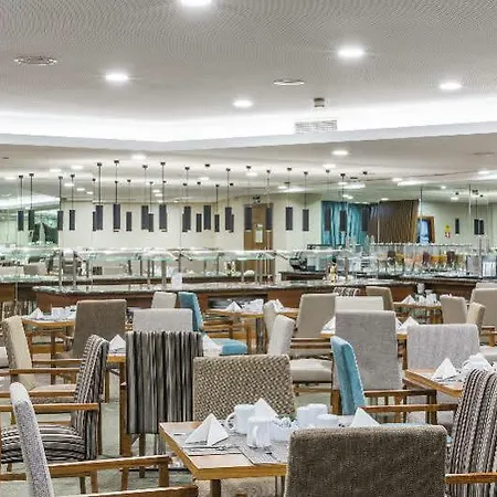 فندق Ramada By Wyndham