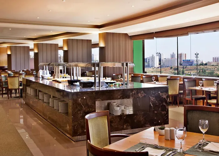 Ramada By Wyndham 酒店 4*