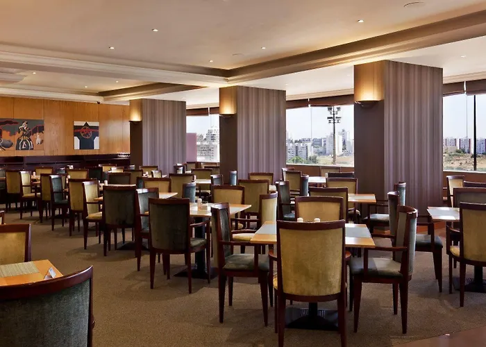 فندق Ramada By Wyndham