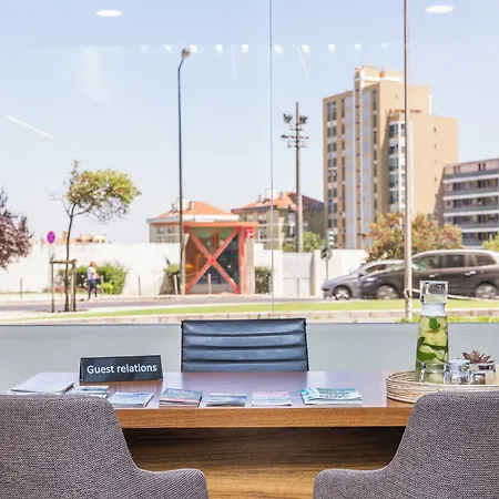 Hotel Ramada By Wyndham Lisboa