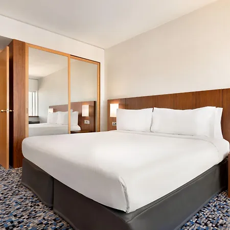 Ramada By Wyndham Hotel Lisboa