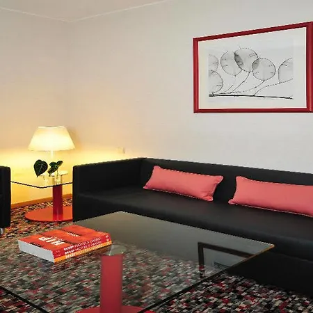 Ramada By Wyndham Hotel 4*