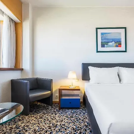 Ramada By Wyndham 4*