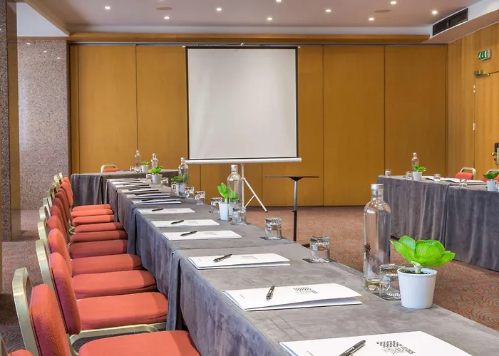 Ramada By Wyndham Lisboa