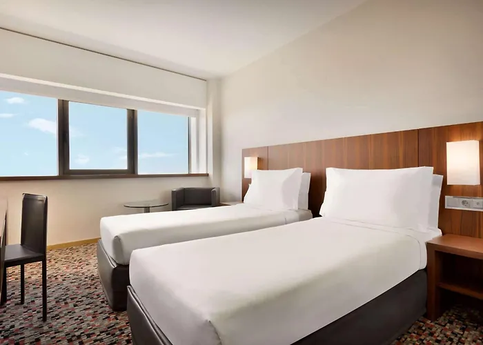 Ramada By Wyndham 4*