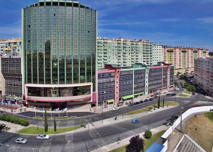 Otel Ramada By Wyndham 4*