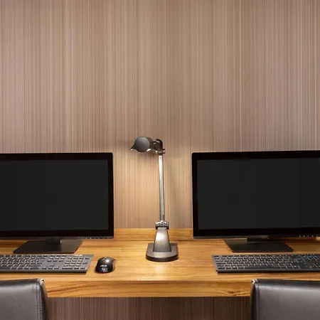 Ramada By Wyndham 4*