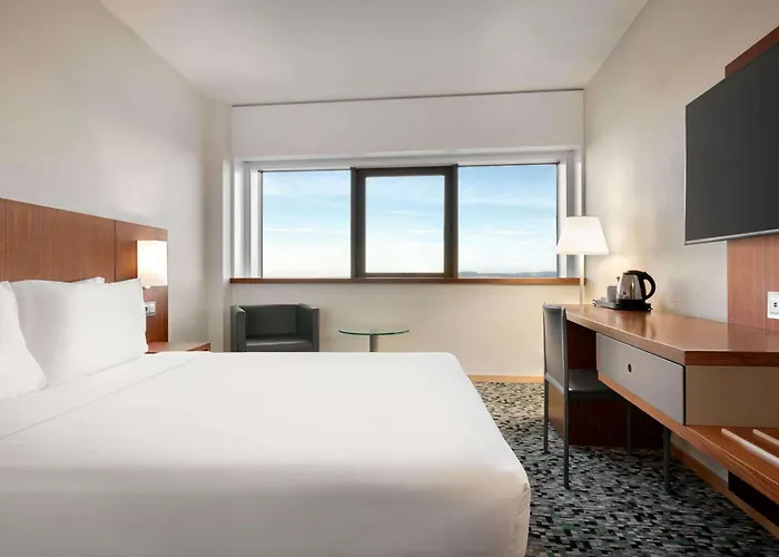 Ramada By Wyndham 4*