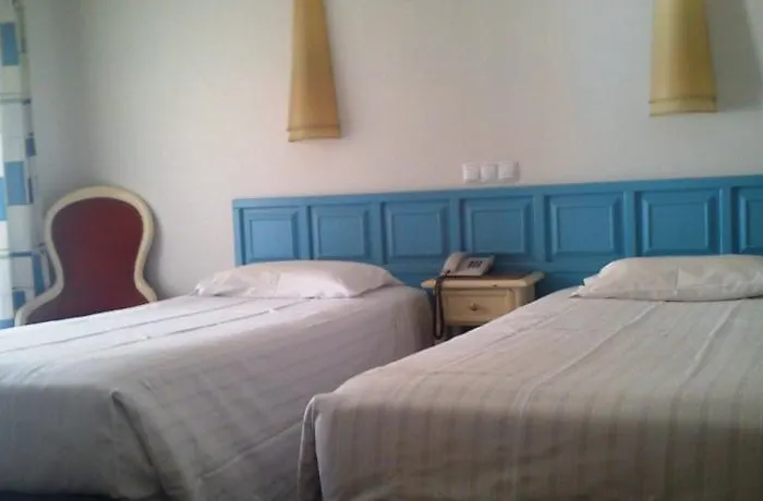 Отель Ramada By Wyndham 4*