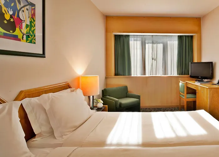 Ramada By Wyndham Отель 4*