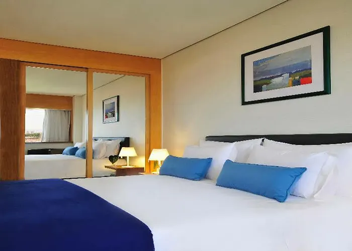 Ramada By Wyndham 4* Лиссабон