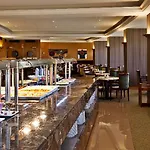 Hotel Ramada By Wyndham 4*